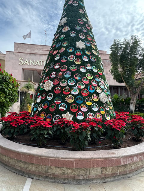 Christmas tree decoration
